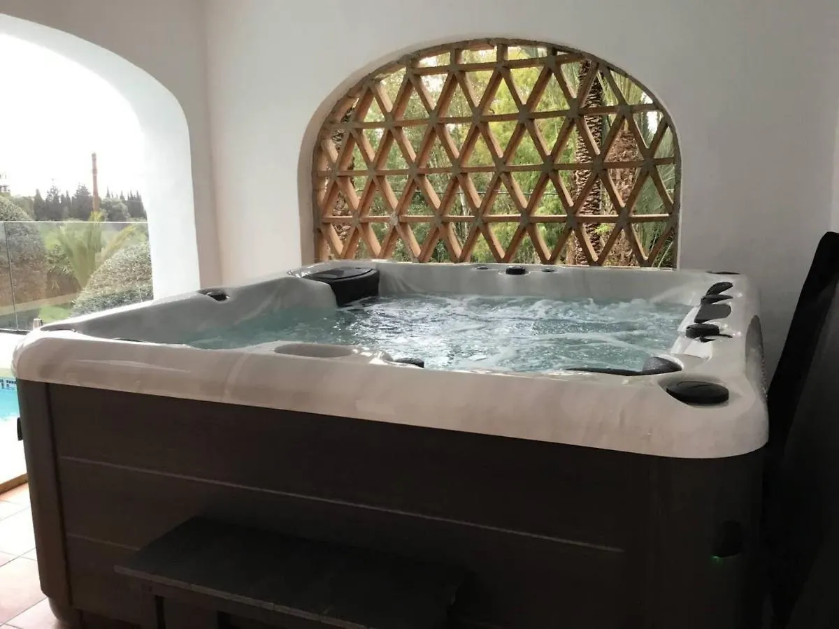 Stunning Villa With Sea Views & Jacuzzi Benalmádena