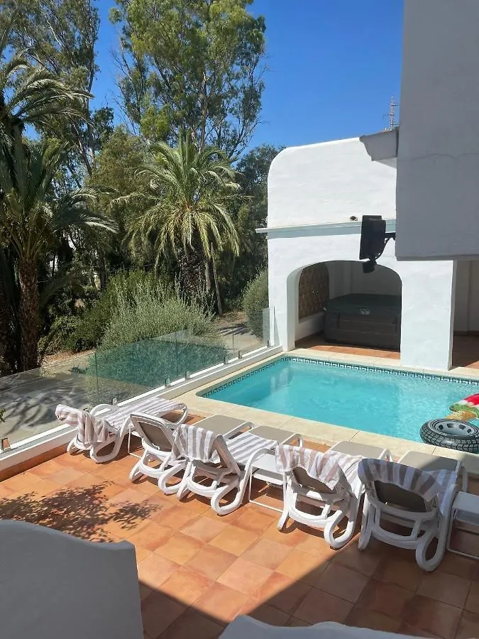 Stunning Villa With Sea Views & Jacuzzi Benalmádena